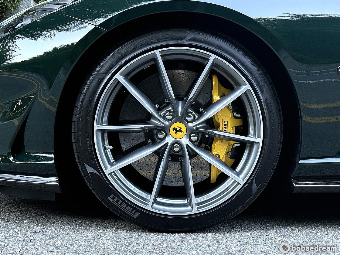페라리 812 GTS 2021 블랙 사진 4