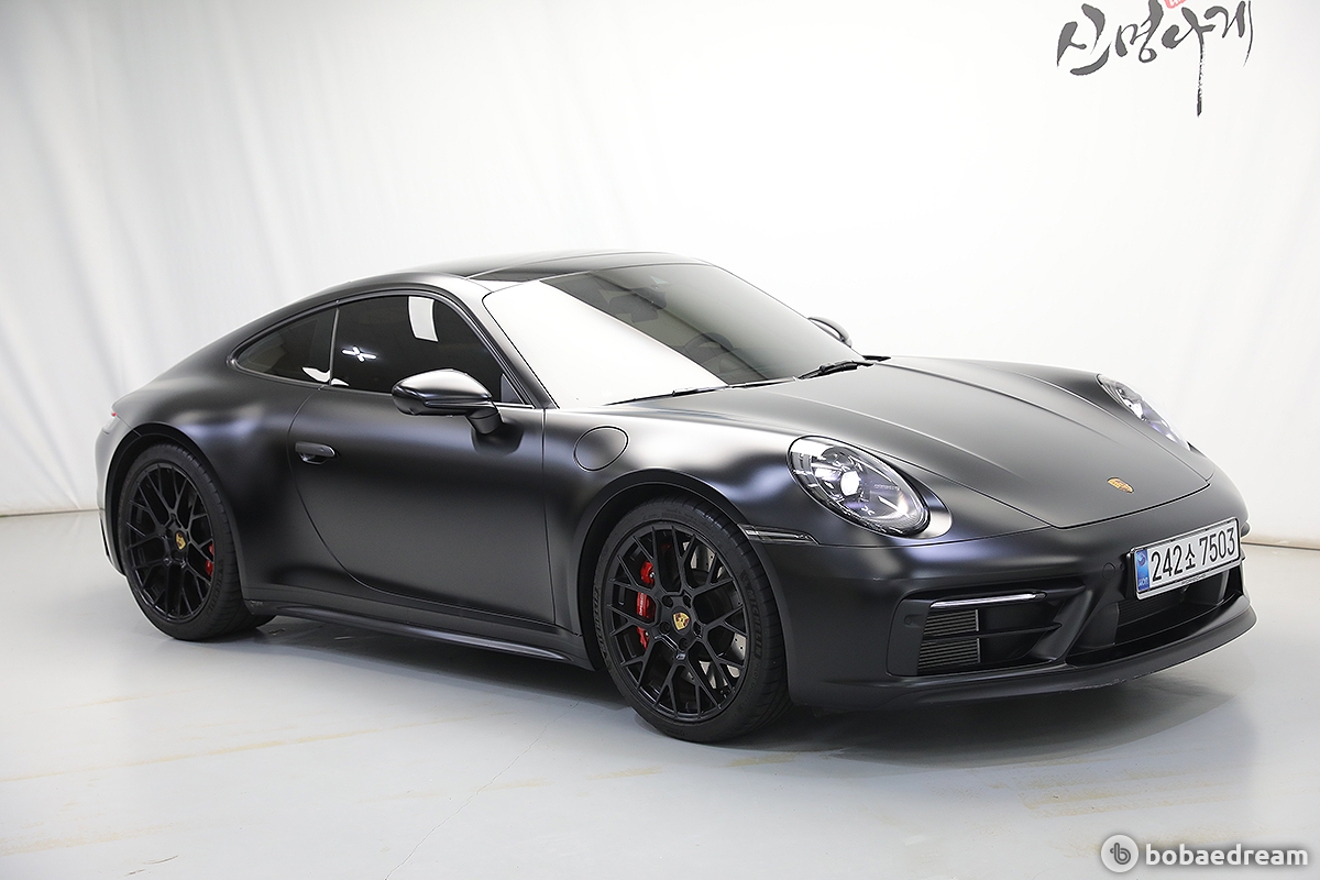 포르쉐 911 카레라 GTS 2024 블랙 사진 2