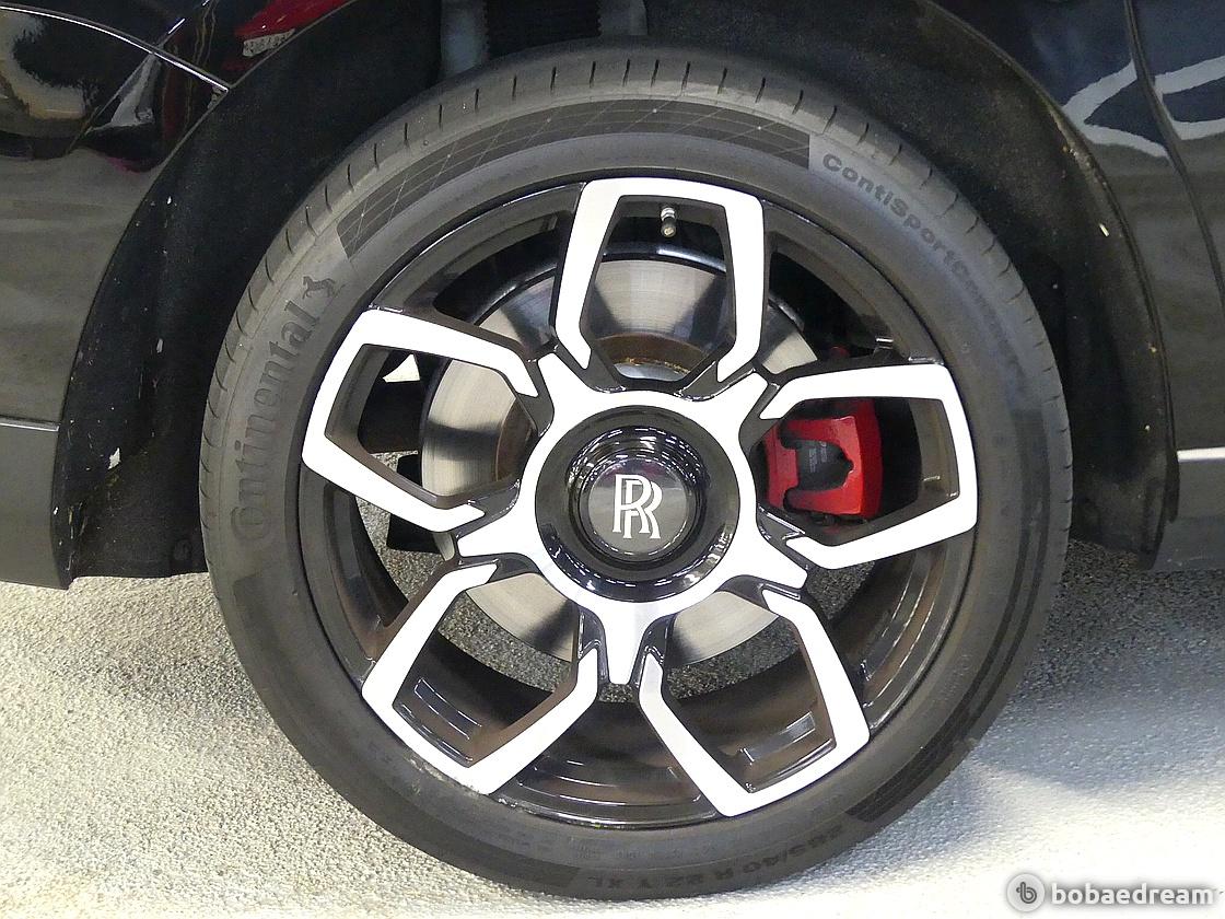 롤스로이스 컬리넌 6.7 V12 2020 검정색 사진 4