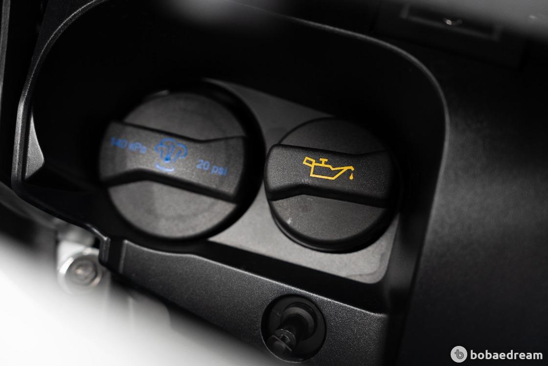 Porsche 911 Carrera/ 911 Targa GT3 6