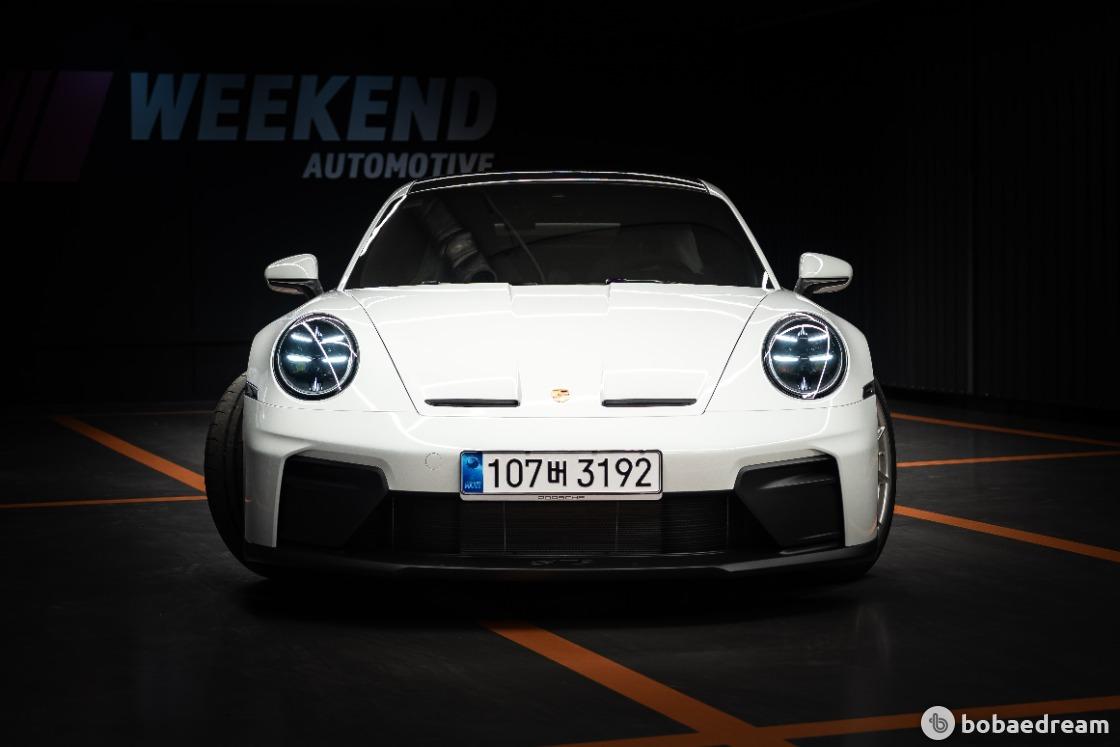 Porsche 911 Carrera/ 911 Targa GT3 10