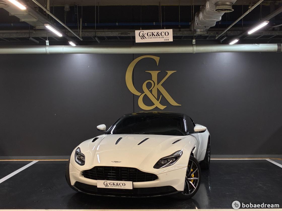 Aston Martin DB11 5.2 V12 Coupe