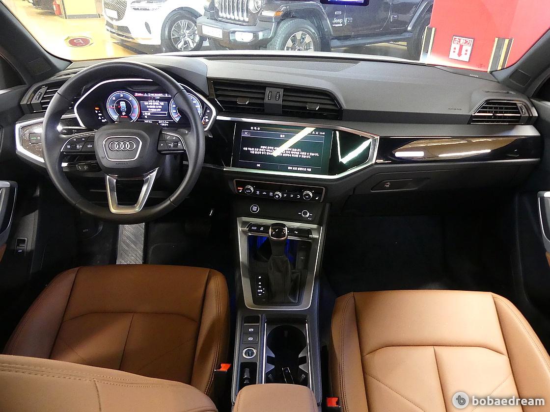 Audi Q3 35 TDI Premium 5