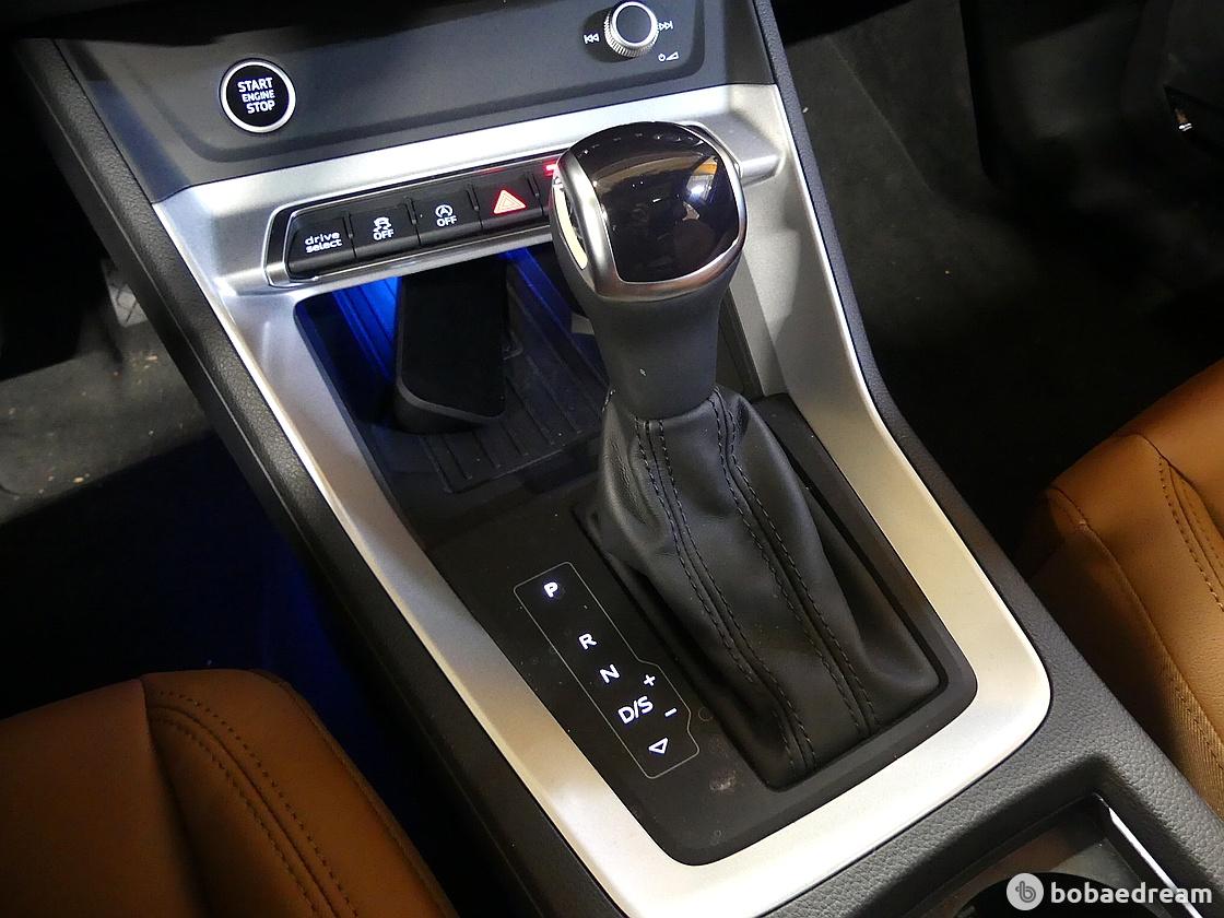 Audi Q3 35 TDI Premium 8