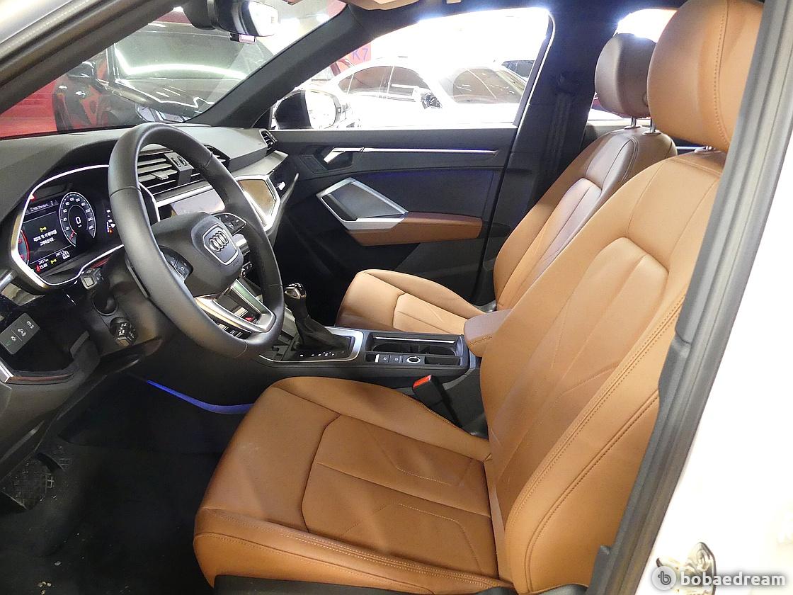 Audi Q3 35 TDI Premium 9