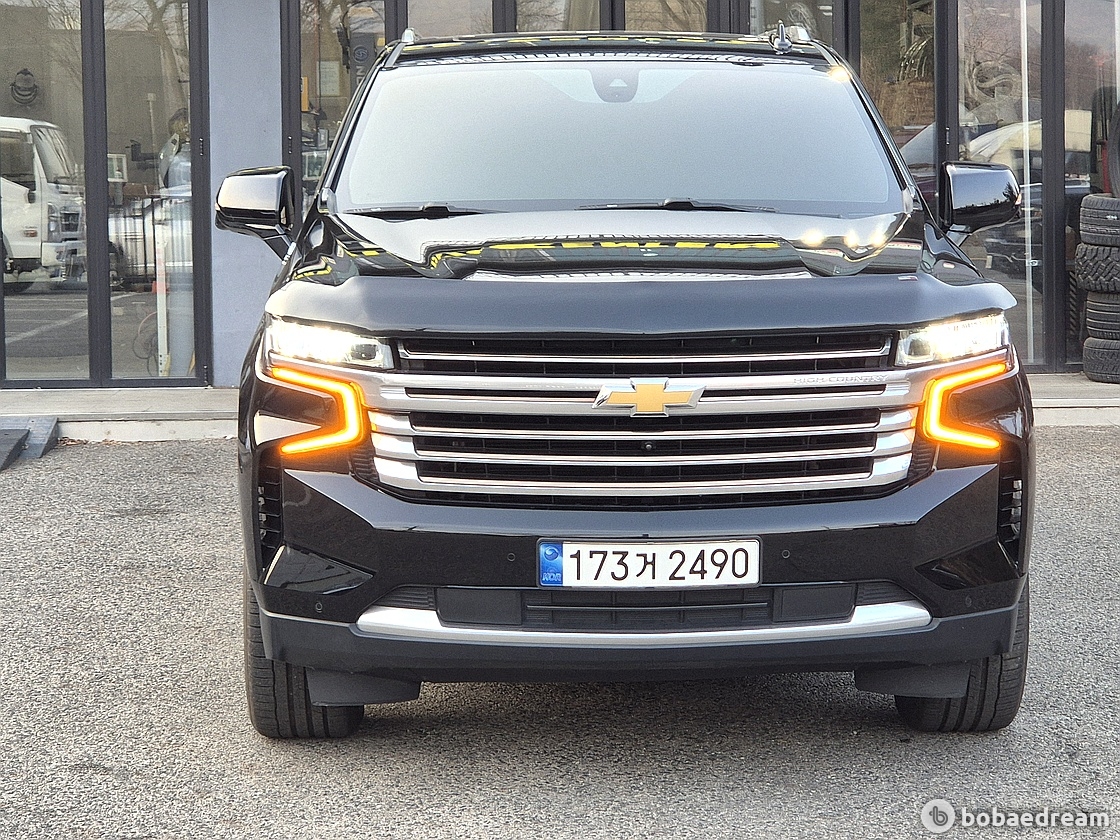 Chevrolet Suburban 6.2 4WD