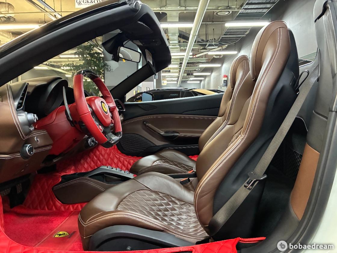 Ferrari 488 Spider 9