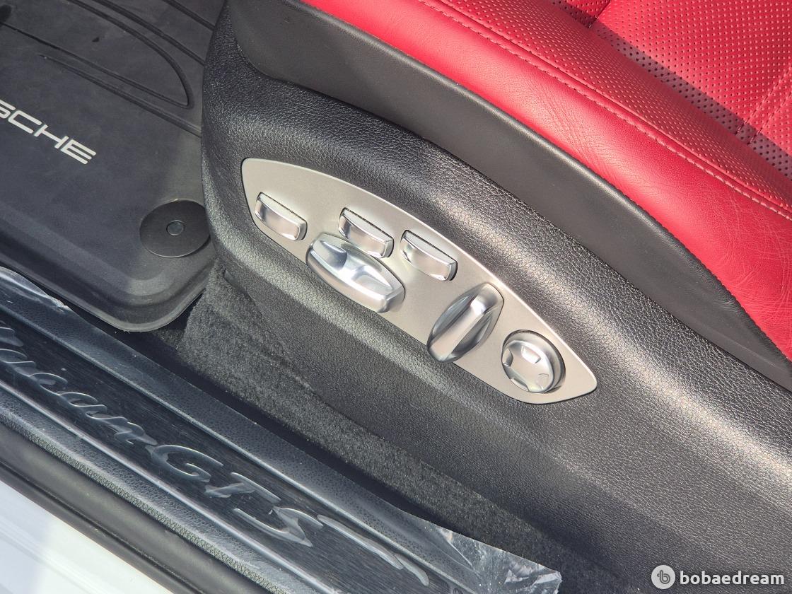 Porsche Macan 2.9 GTS 9