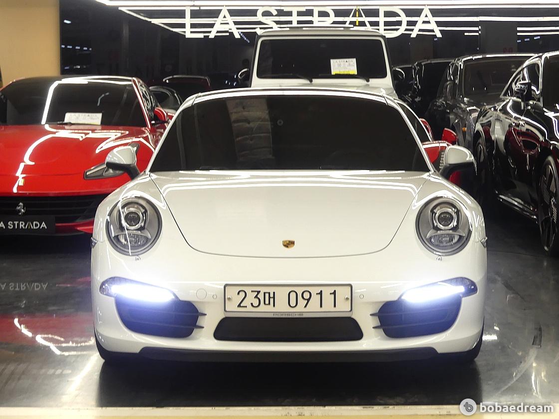 Porsche Carrera 911 4S 2