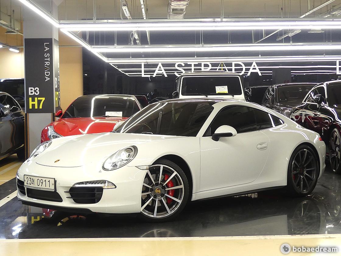 Porsche Carrera 911 4S 3