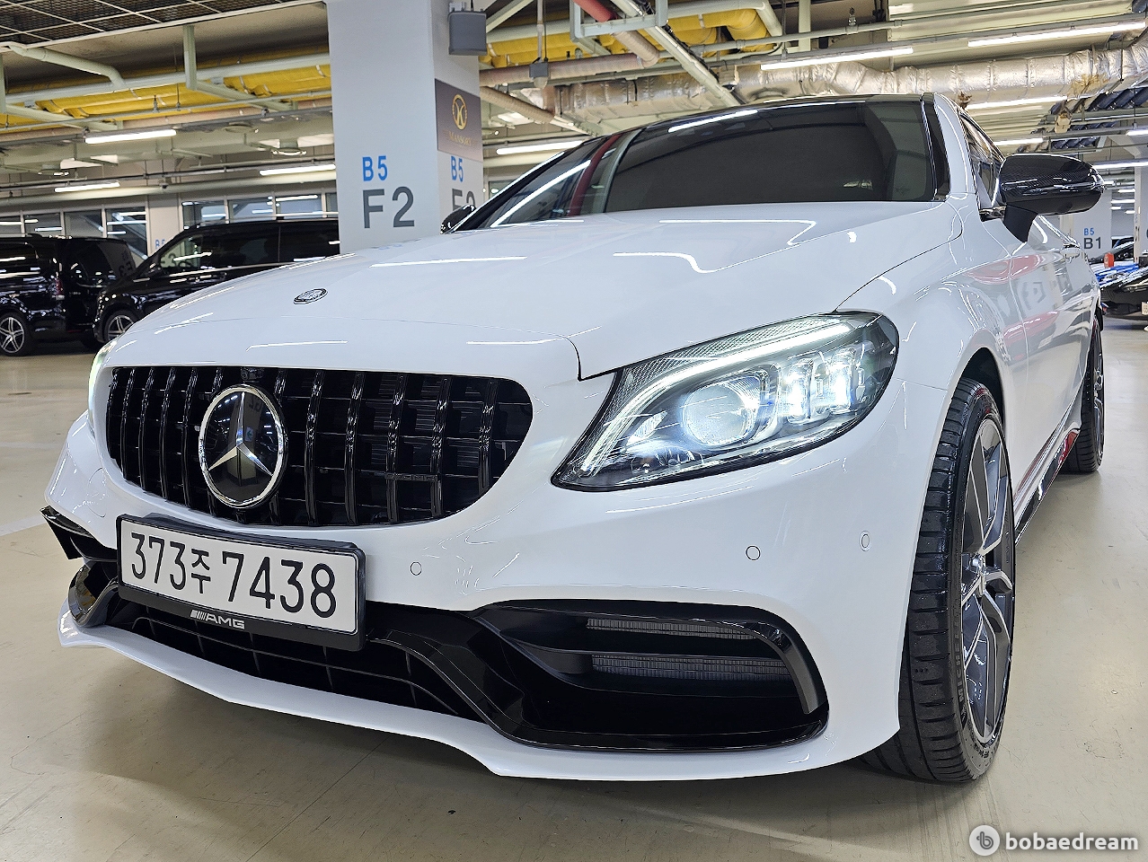 Mercedes-Benz C-Class C43 AMG 4 Matic Coupe 2