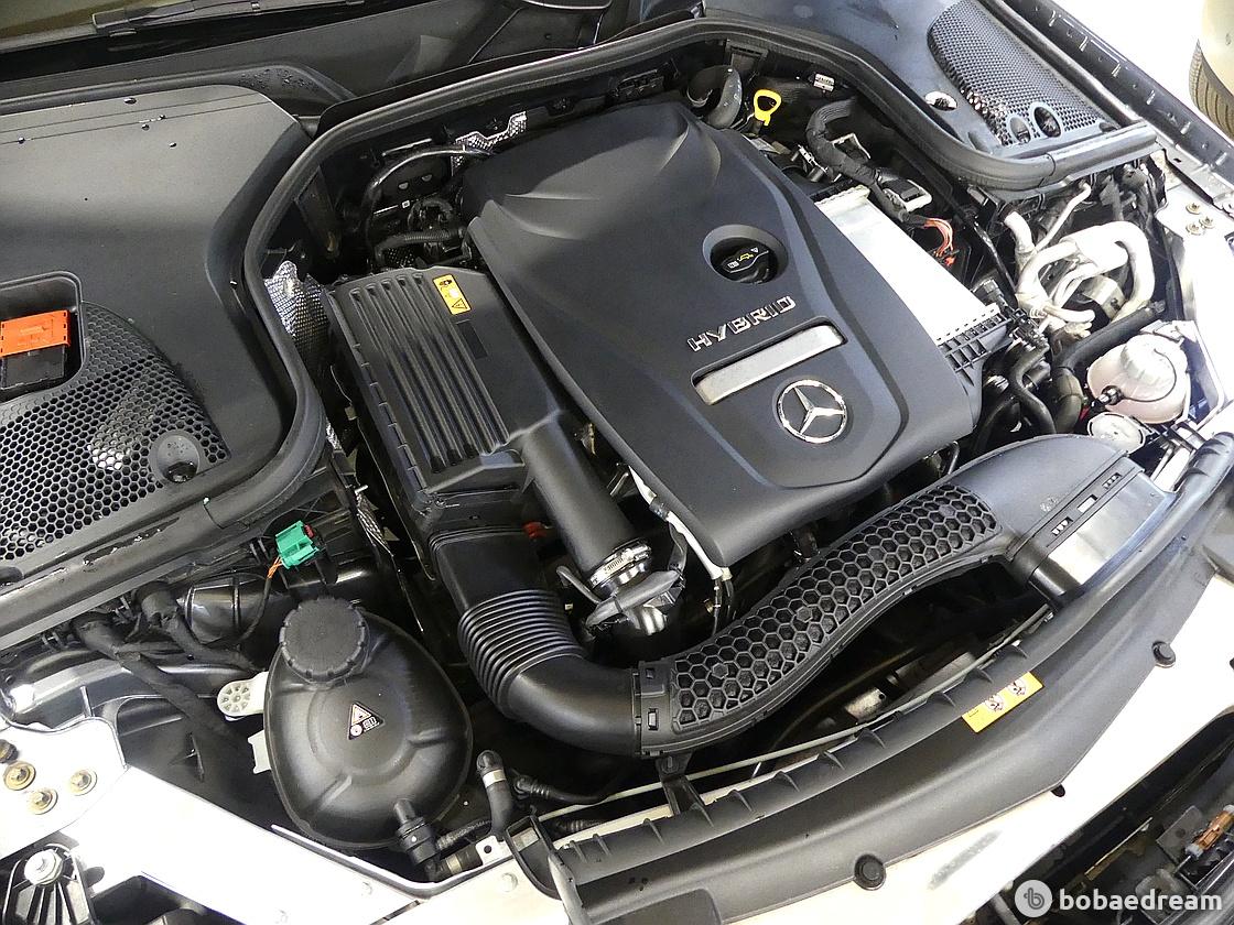 Mercedes-Benz E-Class E300e 4 Matic Exclusive 6