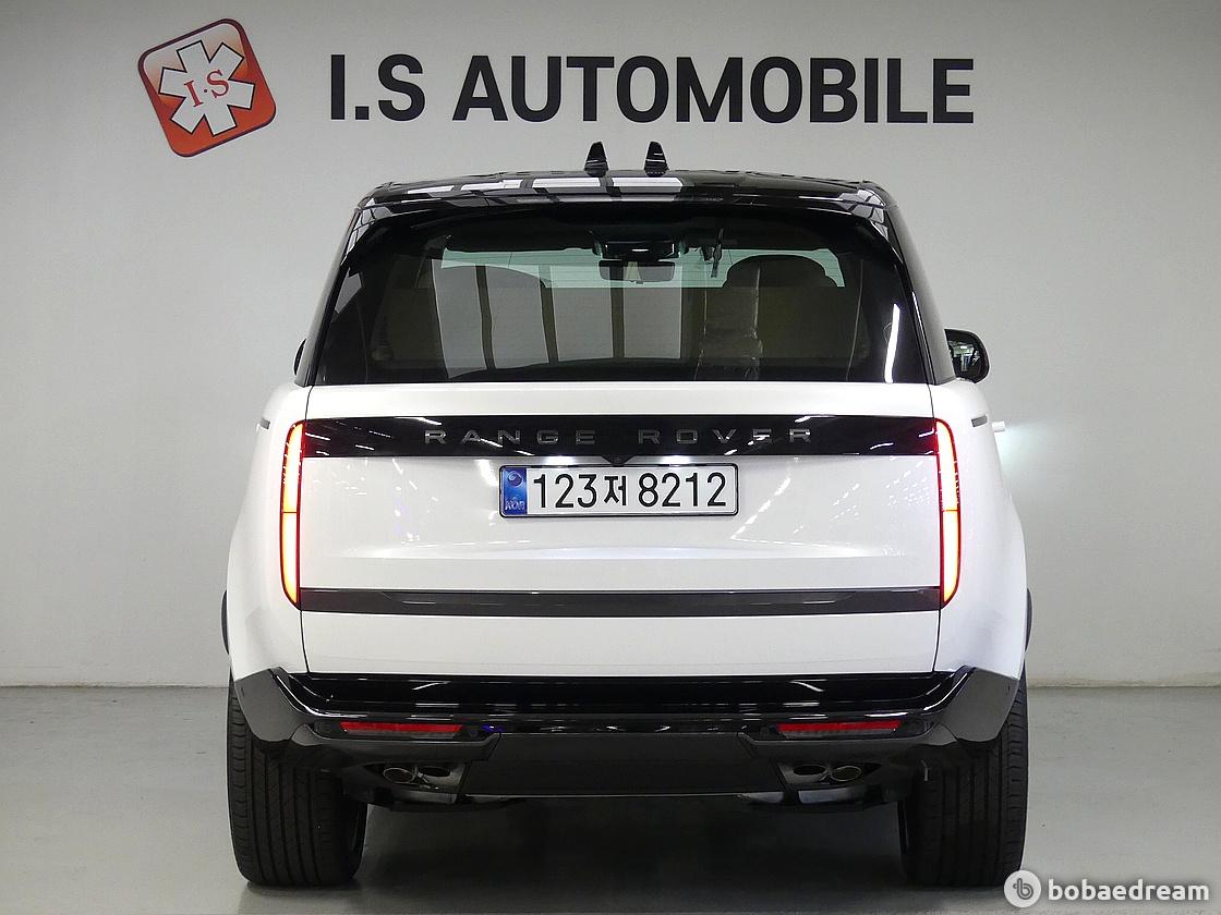 랜드로버 레인지로버 4.4 P530 LWB 오토바이오그래피 2026 흰색 사진 3