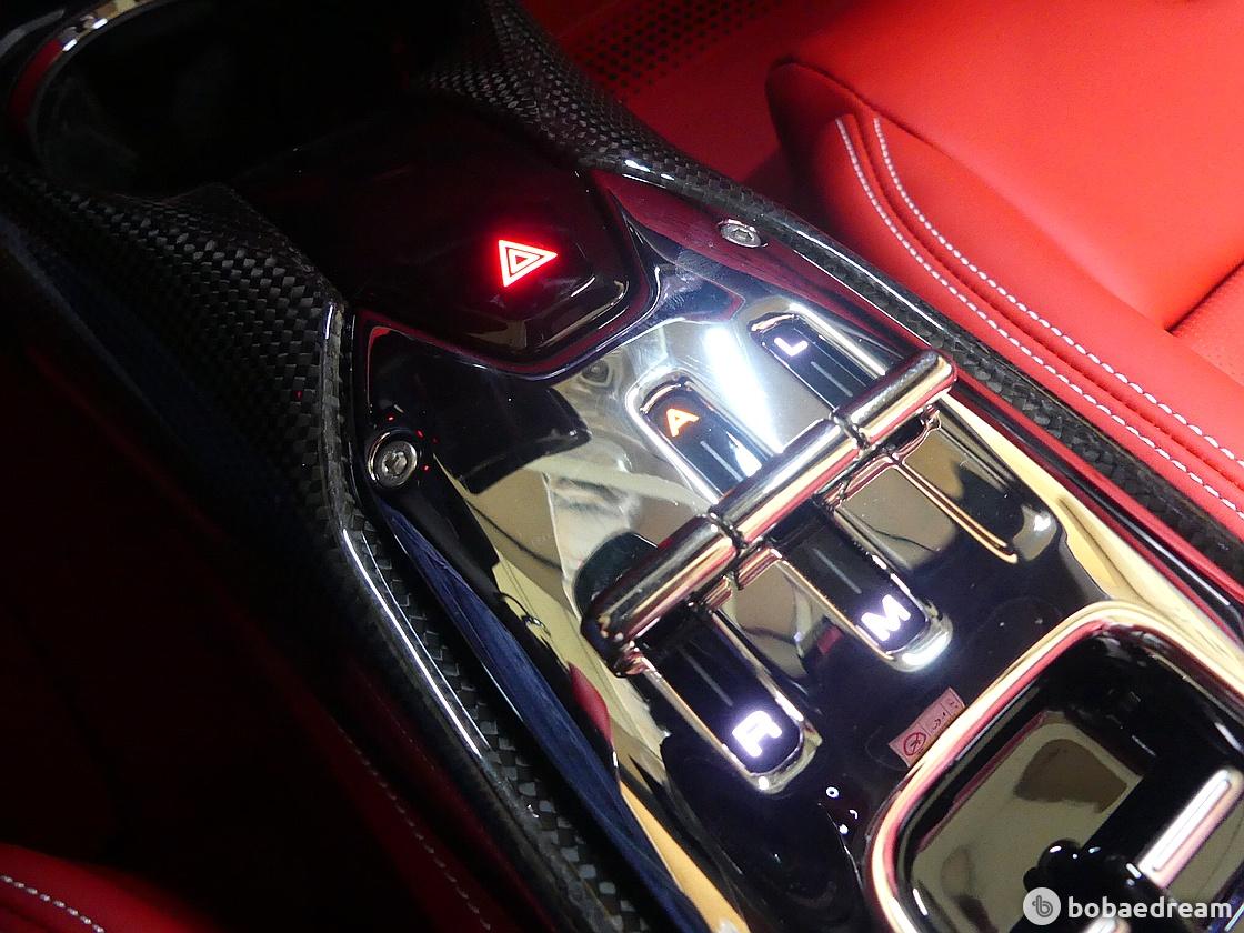 Ferrari SF90 Spider 4.0 PHEV 8