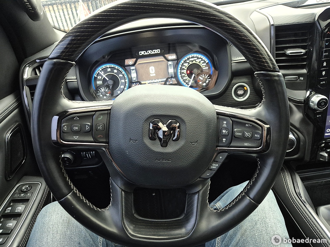 램리미티드 5.7 나이트에디션/무사고/5만키로/ <br>