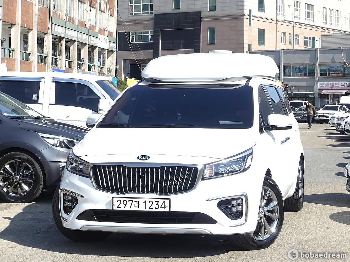 Kia Carnival 2.2 Diesel High Limousine Prestige