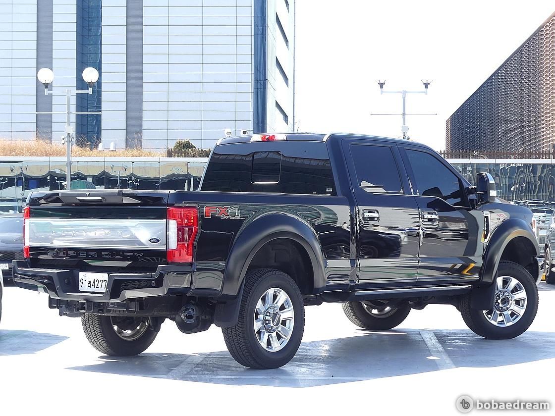 Ford F-250 6.2 Platinum 4