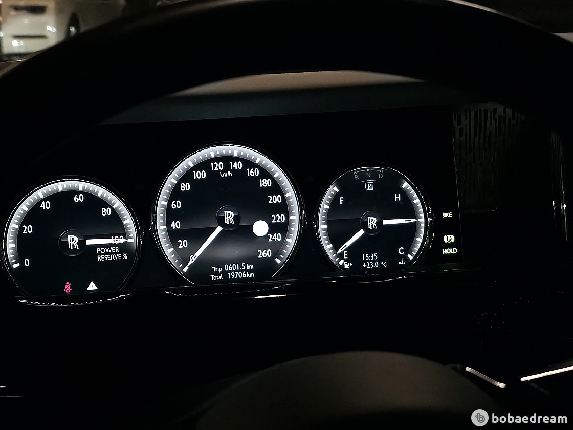 Rolls Royce Phantom 6.7 V12 7