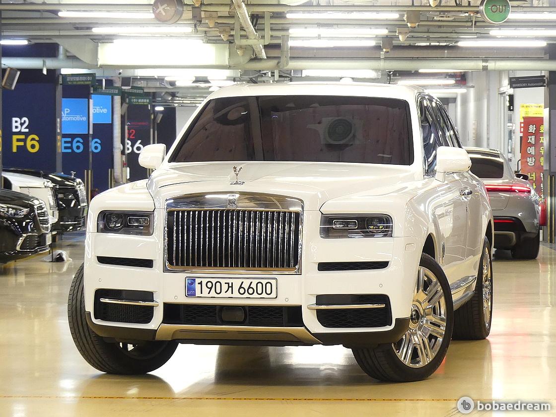 Rolls Royce Cullinan 6.7 V12