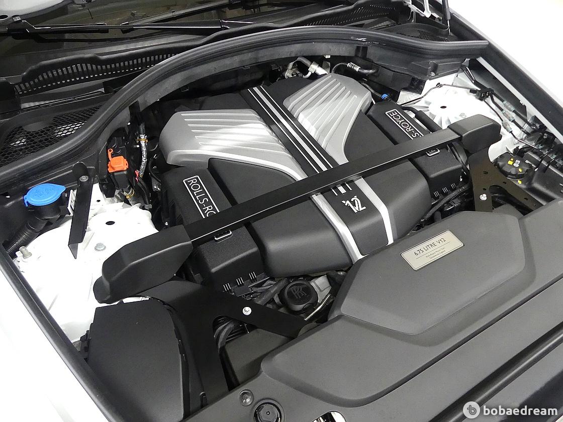 Rolls Royce Cullinan 6.7 V12 6