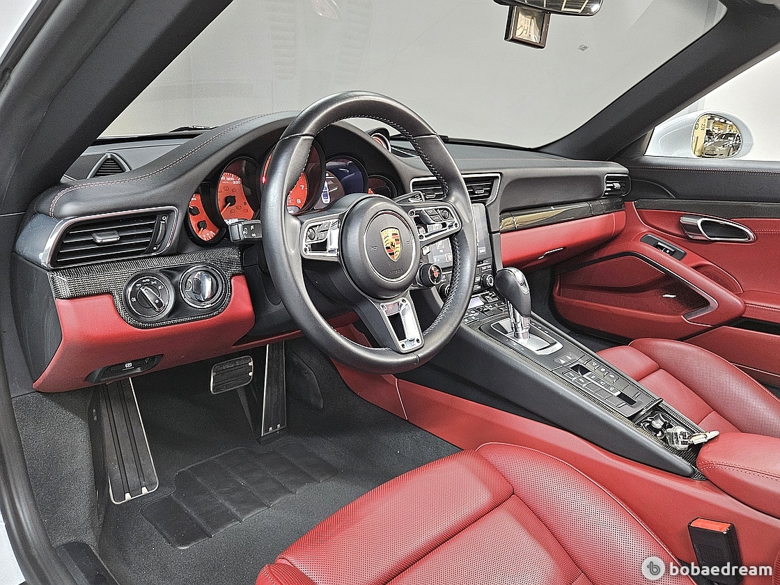 Porsche Carrera 911 4 GTS Cabriolet 5