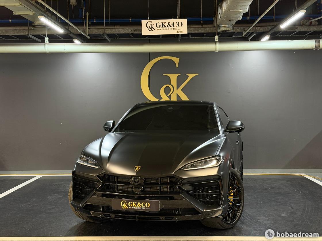 Lamborghini Urus SE 4.0 V8 PHEV 2