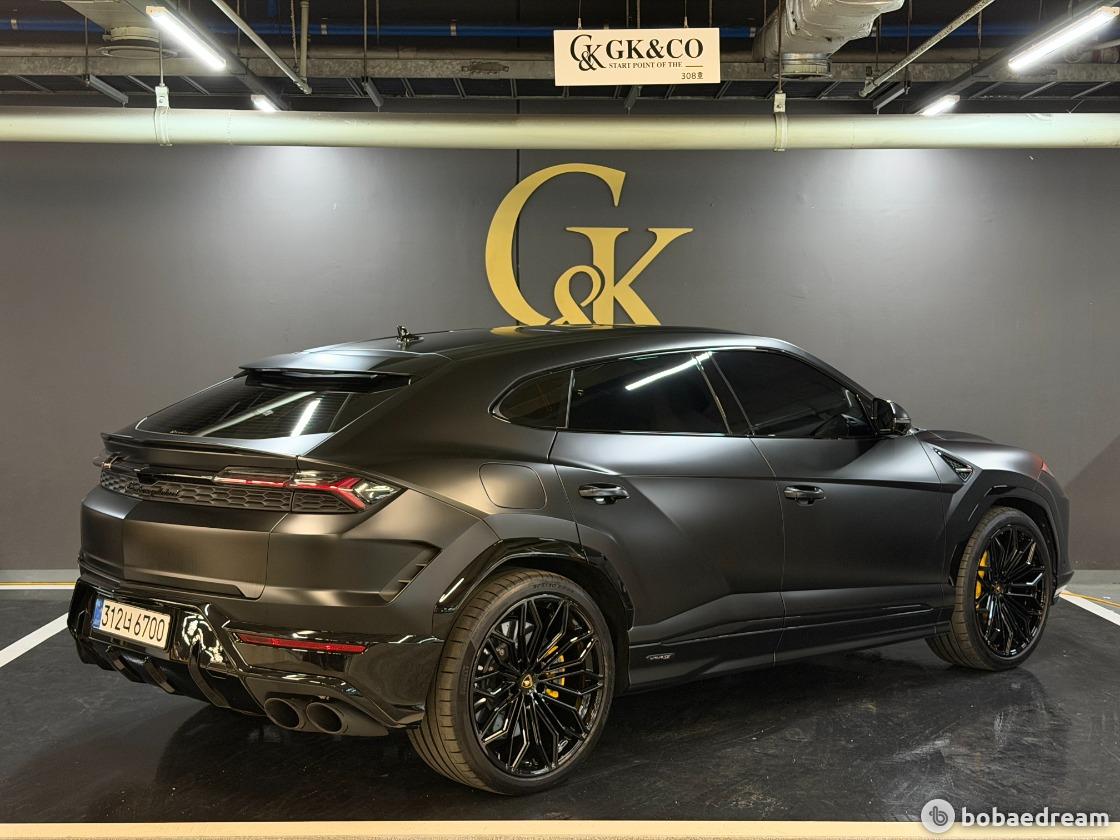Lamborghini Urus SE 4.0 V8 PHEV 4
