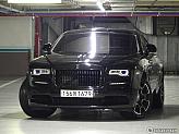 롤스로이스 레이스 6.6 V12 블랙 배지