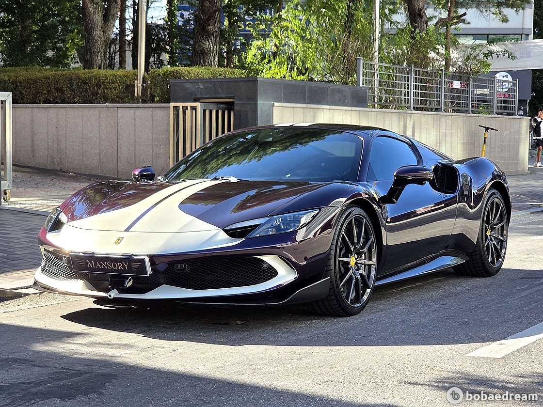 페라리 296 GTS 2024 기타색상 사진 1