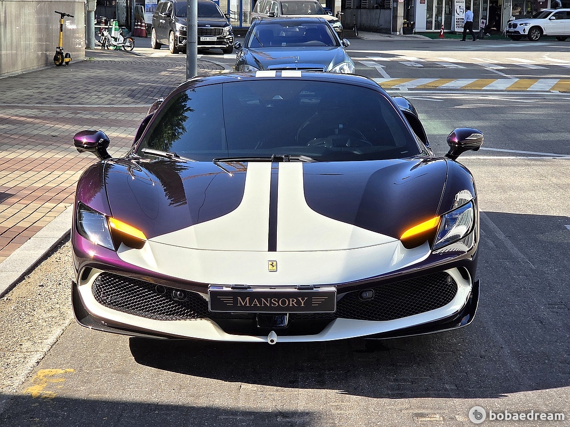 페라리 296 GTS 2024 기타색상 사진 5