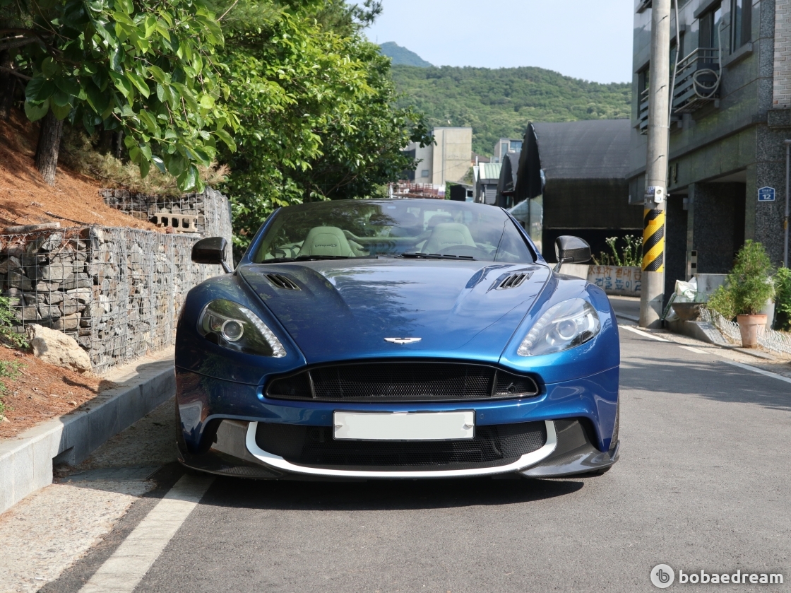 Aston Martin Vanquish S 6.0 V12 Volante