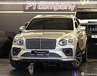 벤틀리 벤테이가 4.0 V8 아주르