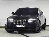 롤스로이스 고스트 6.7 V12 블랙 배지