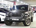 지프 글래디에이터 3.6 V6 루비콘 소프트 트리폴드