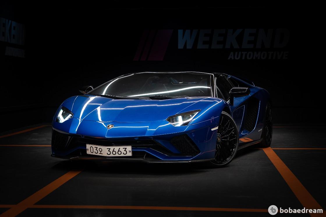 Lamborghini Aventador S LP740-4 Roadster 2