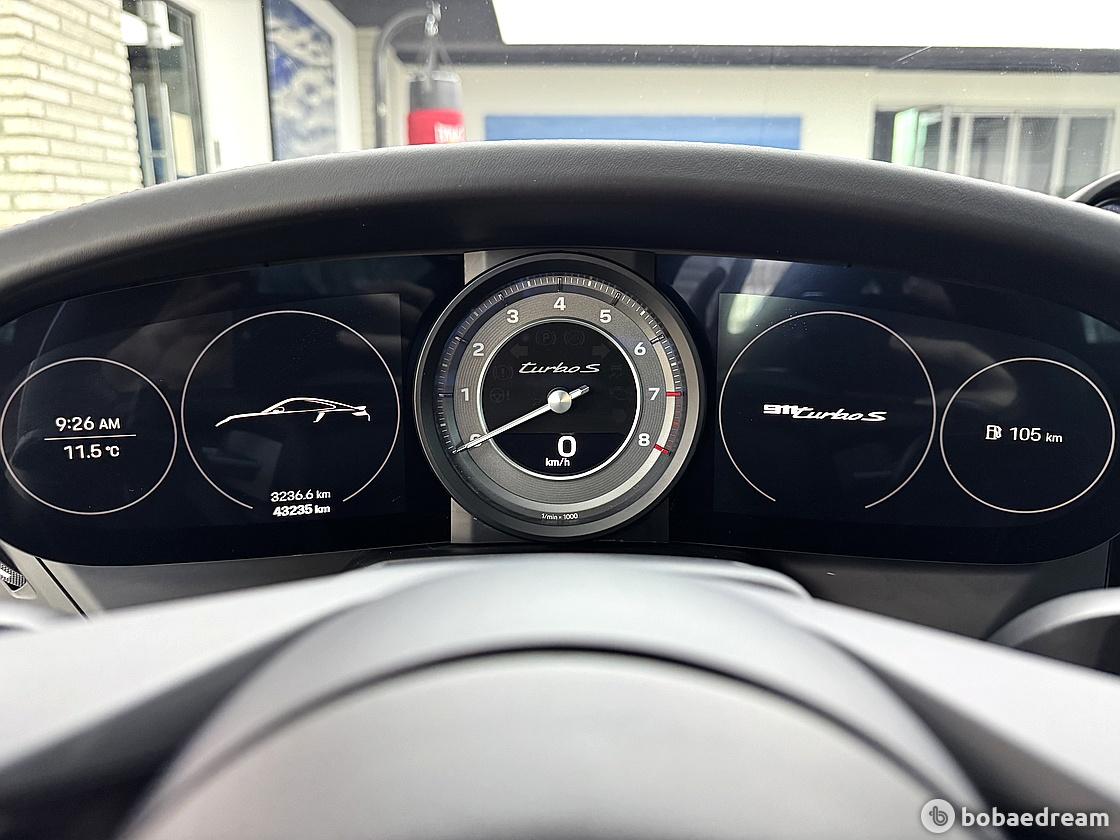 Porsche 911 Carrera/ 911 Targa Turbo S 7