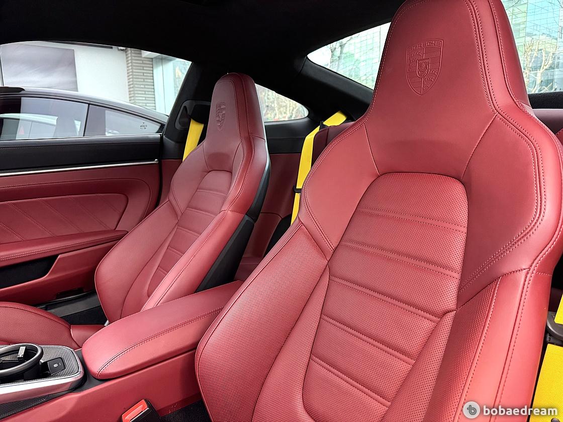 Porsche 911 Carrera/ 911 Targa Turbo S 9