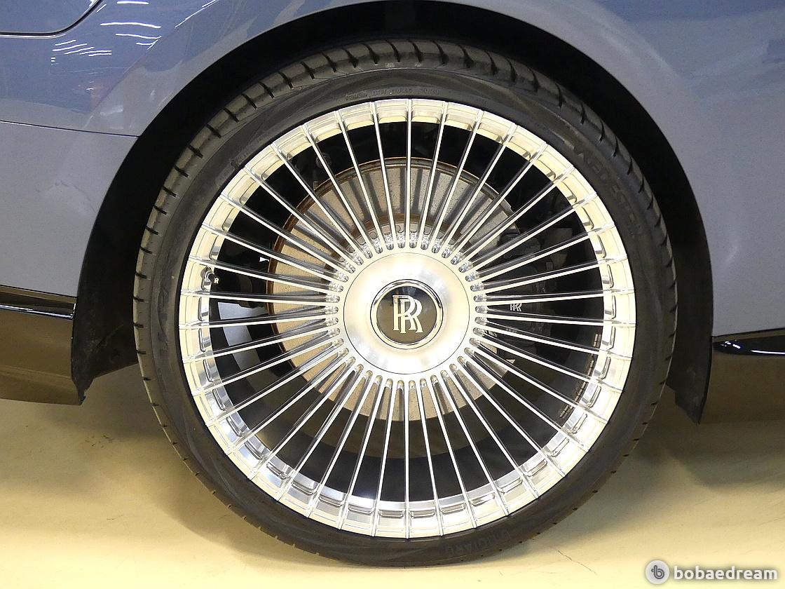 Rolls Royce Spectre 10