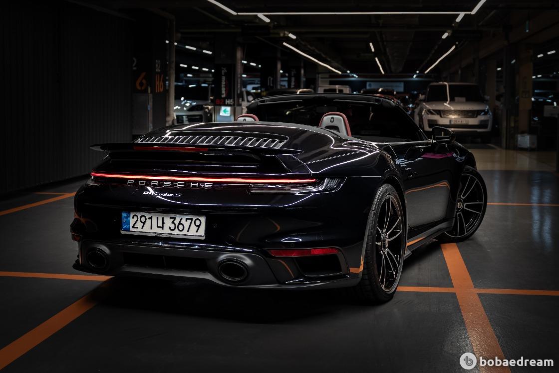 Porsche 911 Carrera/ 911 Targa Turbo S Cabriolet 4