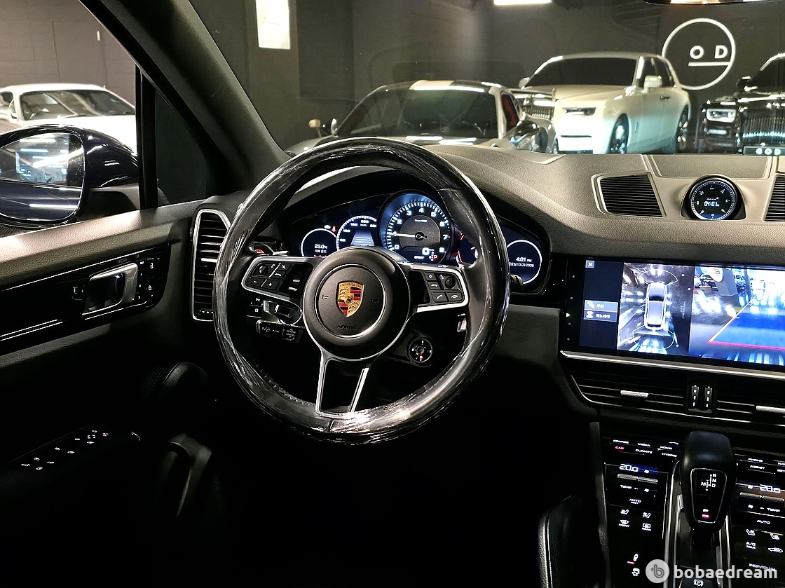 Porsche Cayenne 3.0 E- Hybrid 5