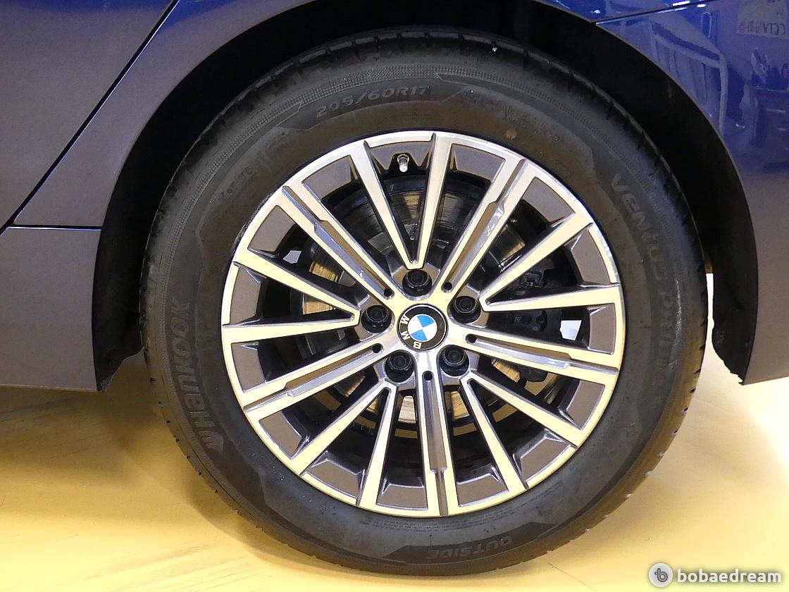 BMW 2 Series Active Tourer 218d Luxury 10