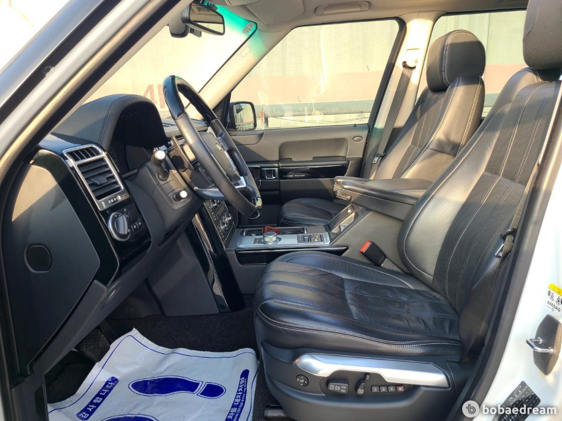 Land Rover Range Rover 4.4 TDV8 Vogue 9