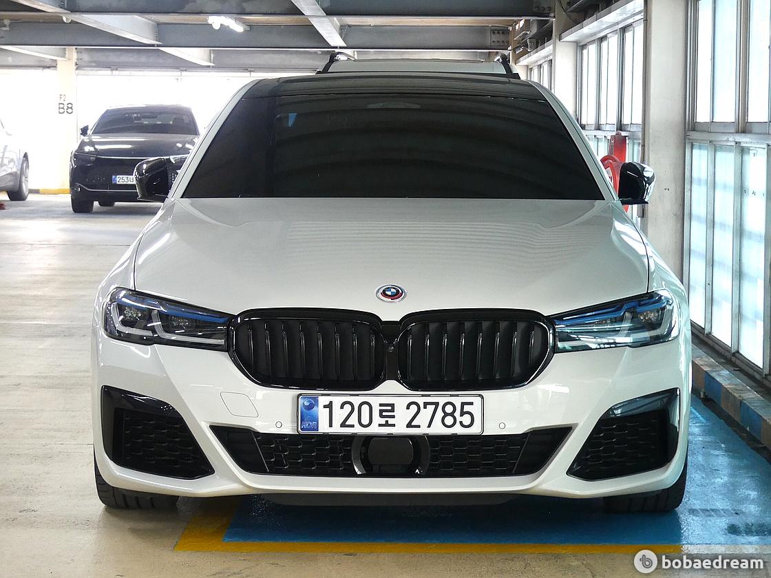 BMW 5 Series M550i xDrive