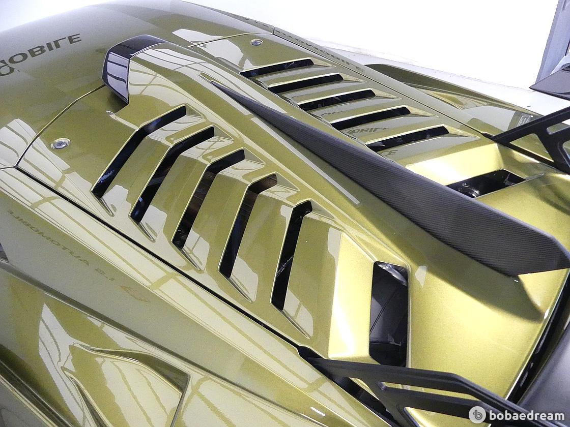 람보르기니 우라칸 LP640-2 STO 2023 골드 사진 4