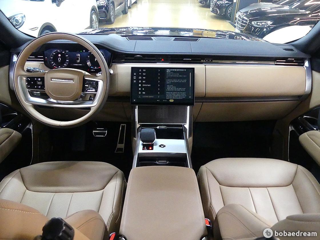 랜드로버 레인지로버 P530 LWB 오토바이오그래피 2025 검정색 사진 8