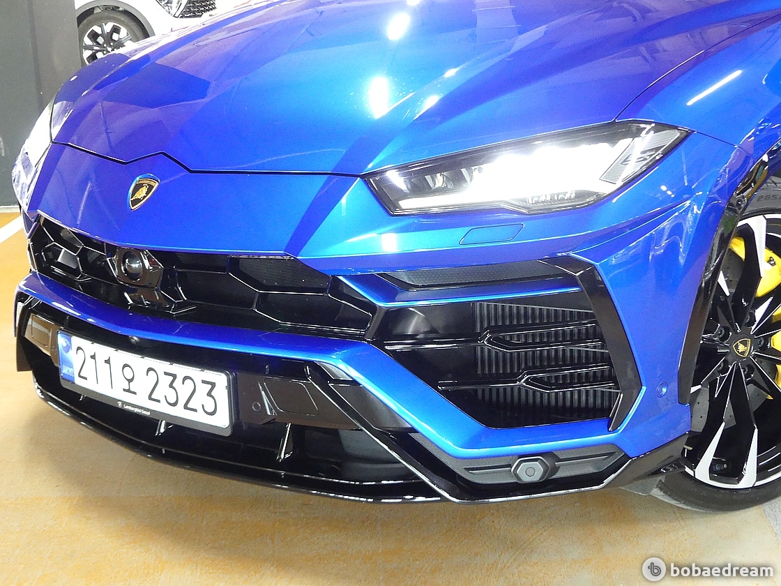 람보르기니 우루스 4.0 V8 2022 파란색 사진 5