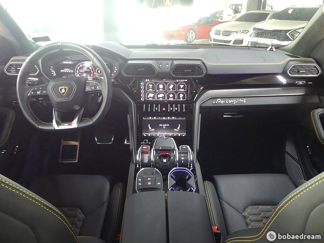 람보르기니 우루스 4.0 V8 2022 파란색 사진 7