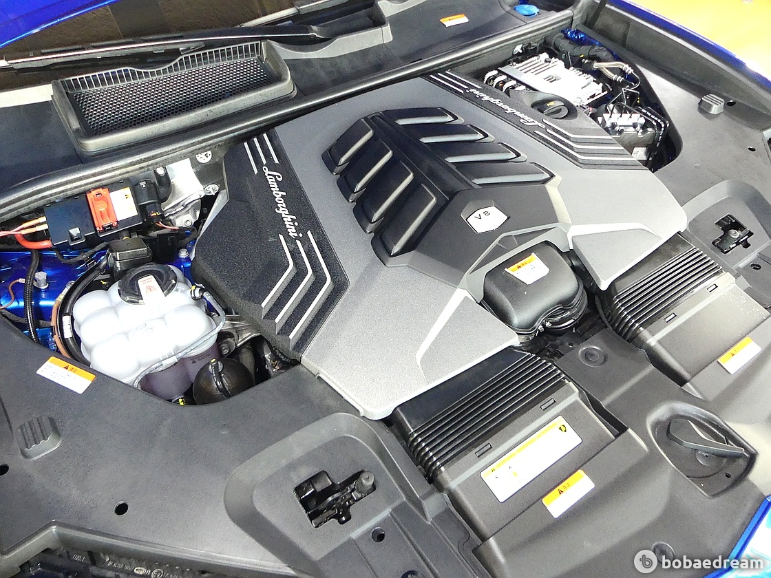 람보르기니 우루스 4.0 V8 2022 파란색 사진 8