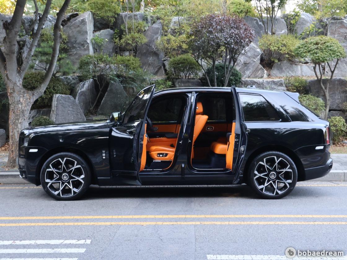롤스로이스 컬리넌 6.7 V12 2020 블랙 사진 4