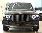 벤틀리 벤테이가 4.0 V8 EWB 아주르 퍼스트 에디션